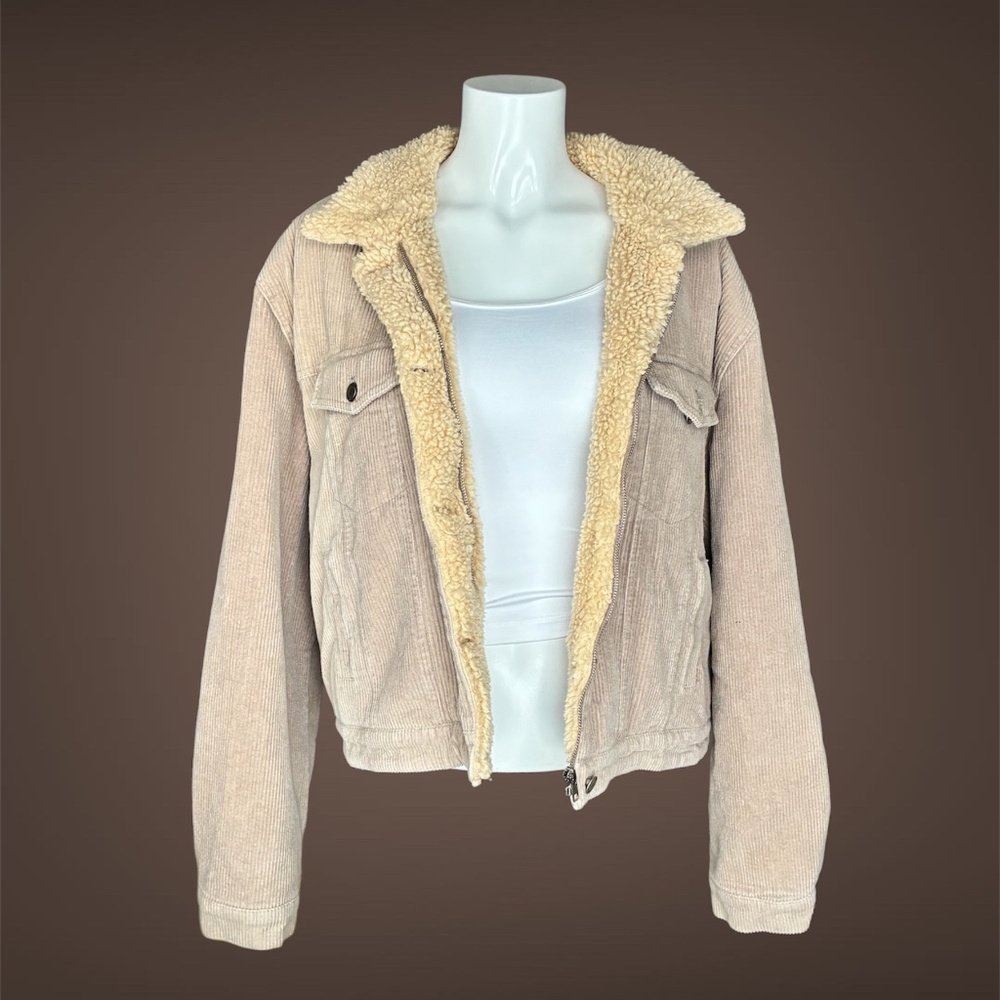 NWT Women's Beige Corduroy Lined Jacket Lined Faux Fur w/Zipper & Buttons, Large